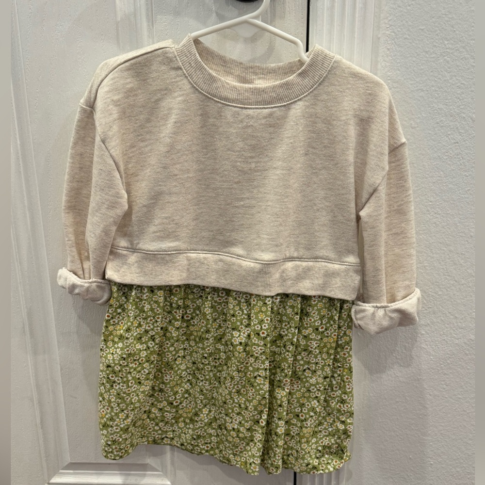 Carter’s Toddler Girl Dress - Sweatshirt/Jersey Knit Dress. Worn once.